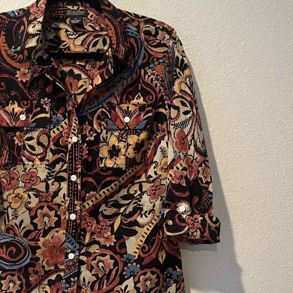 Lucky Brand Multicolor Boho Shirt,roll- up tab sleeves, 
Floral Print
SZ M - Picture 6 of 9